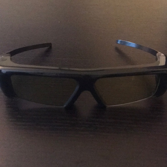 Samsung 3D Active glasses- Set of 2 - Picture 2 of 2
